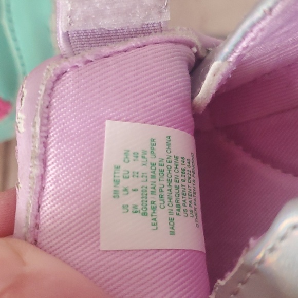 Lot of 5 toddler shoes size 6 WIDE - Picture 7 of 8